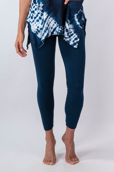 Lena Ankle-Length Knit Legging